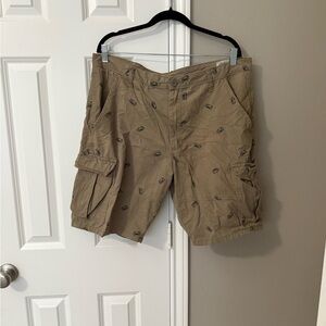 Tan Cargo Shorts with Beer Can Pattern - 36 Regular